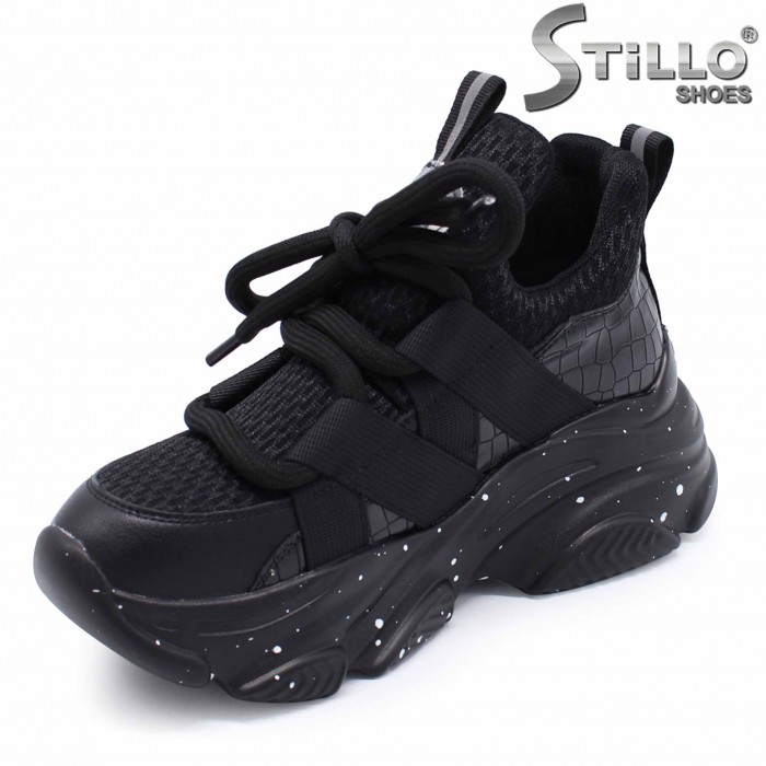 Pantofi sport pentru femei cu inscripții pe o platformă – 38722