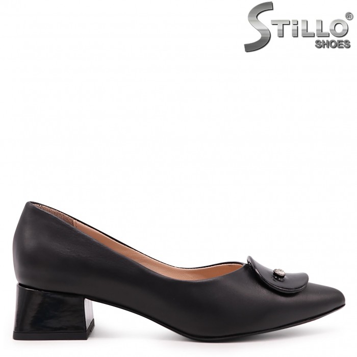 Pantofi eleganti din piele naturala cu un accesoriu de moda – 42734 Pantofi eleganti din piele naturala cu un accesoriu de moda – 42734