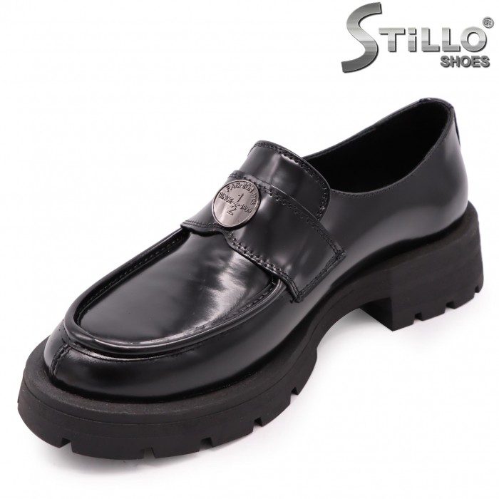 Pantofi de toamna din piele naturala cu decoratie – 42802 Pantofi de toamna din piele naturala cu decoratie – 42802
