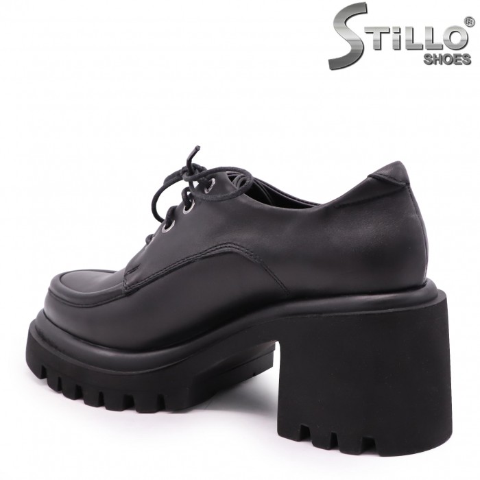 Pantofi grunge cu șireturi din piele naturală– 42955