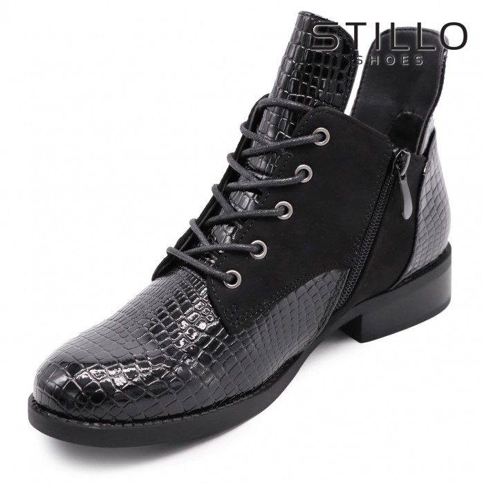 Ghete scurte de dama cu sireturi lac negru croco – 45756 Ghete scurte de dama cu sireturi lac negru croco – 45756