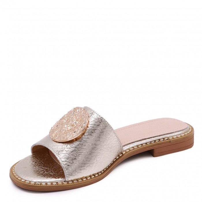 Papuci aurii din piele naturală cu cataramă – 50397 Papuci aurii din piele naturală cu cataramă – 50397