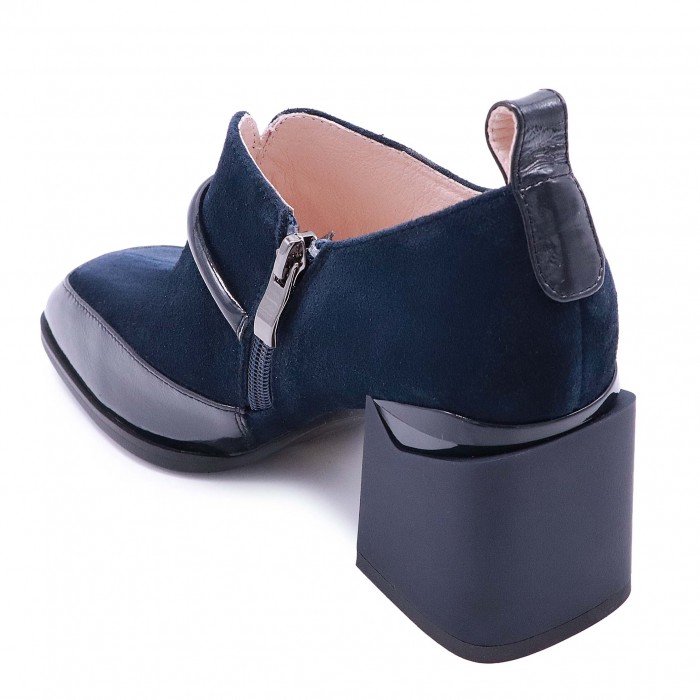 Pantofi bleumarin intens din piele întoarsă naturală și piele lăcuită – 51090 Pantofi bleumarin intens din piele întoarsă naturală și piele lăcuită – 51090